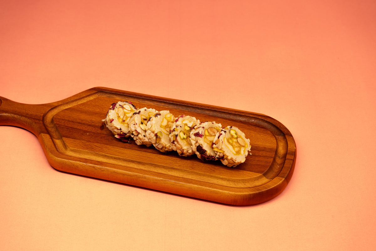 CASHEW DELIGHT ROLL